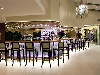 Semesteranläggning (resort) Four Seasons Country Club 4*