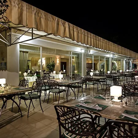 Four Seasons Country Club リゾート