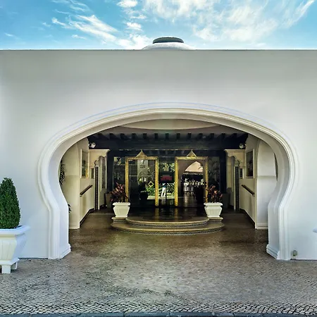 Four Seasons Country Club Курортный комплекс