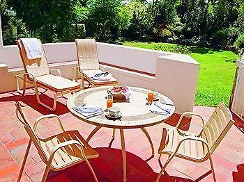 Курортный комплекс Four Seasons Country Club 4*