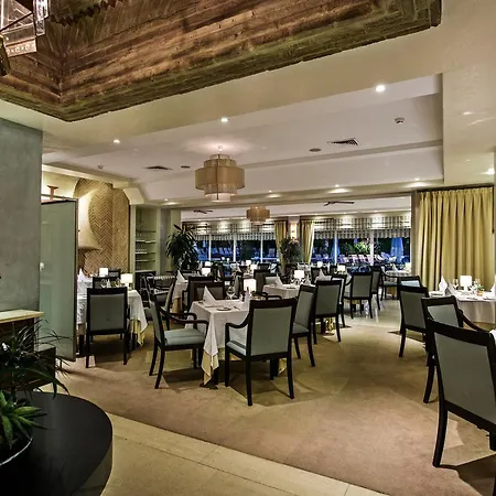 Ośrodek wypoczynkowy Four Seasons Country Club