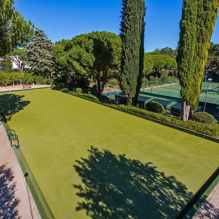 Resort Four Seasons Country Club