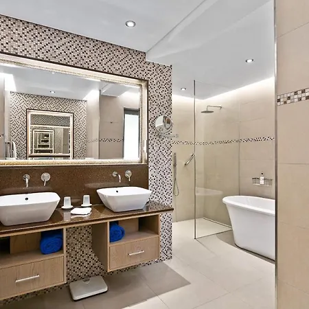 Four Seasons Country Club 4*