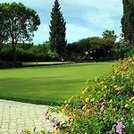 Four Seasons Country Club Feriested