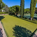 Four Seasons Country Club