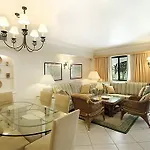 Four Seasons Country Club